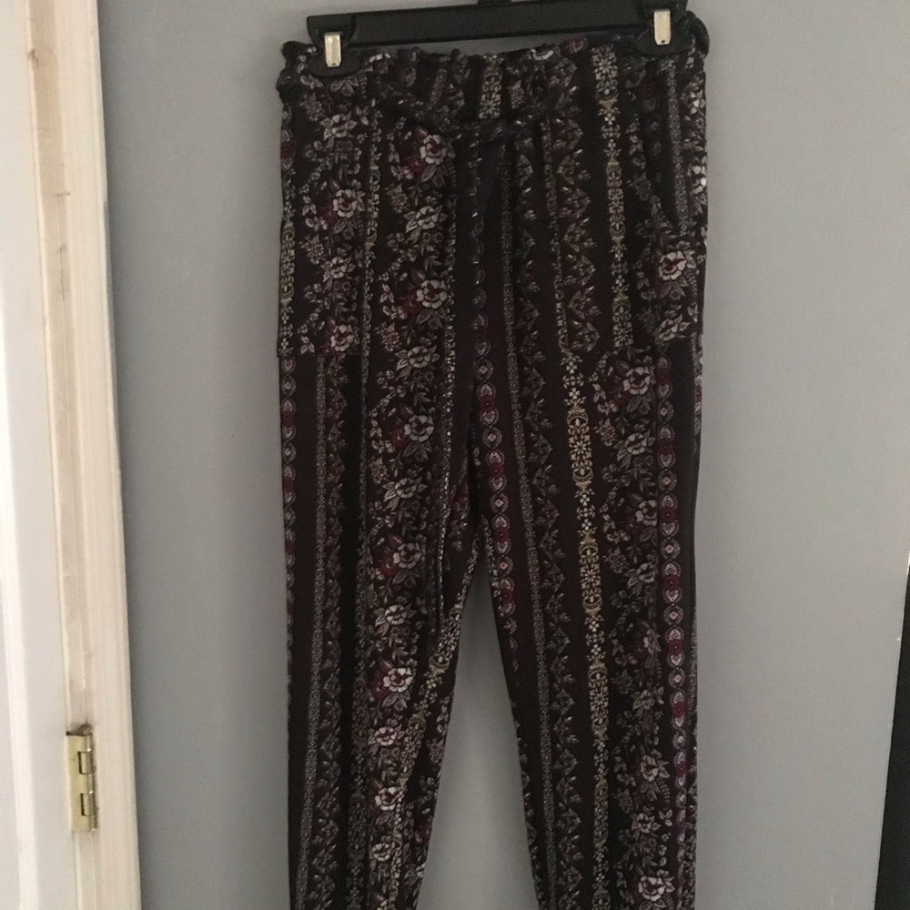 Joe B floral knit pants